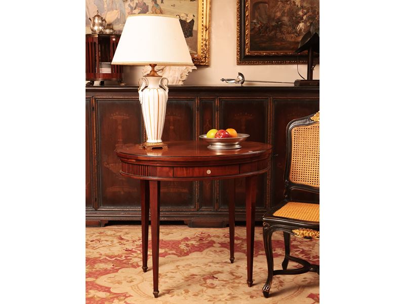 Tavolino Ovale in Satinwood