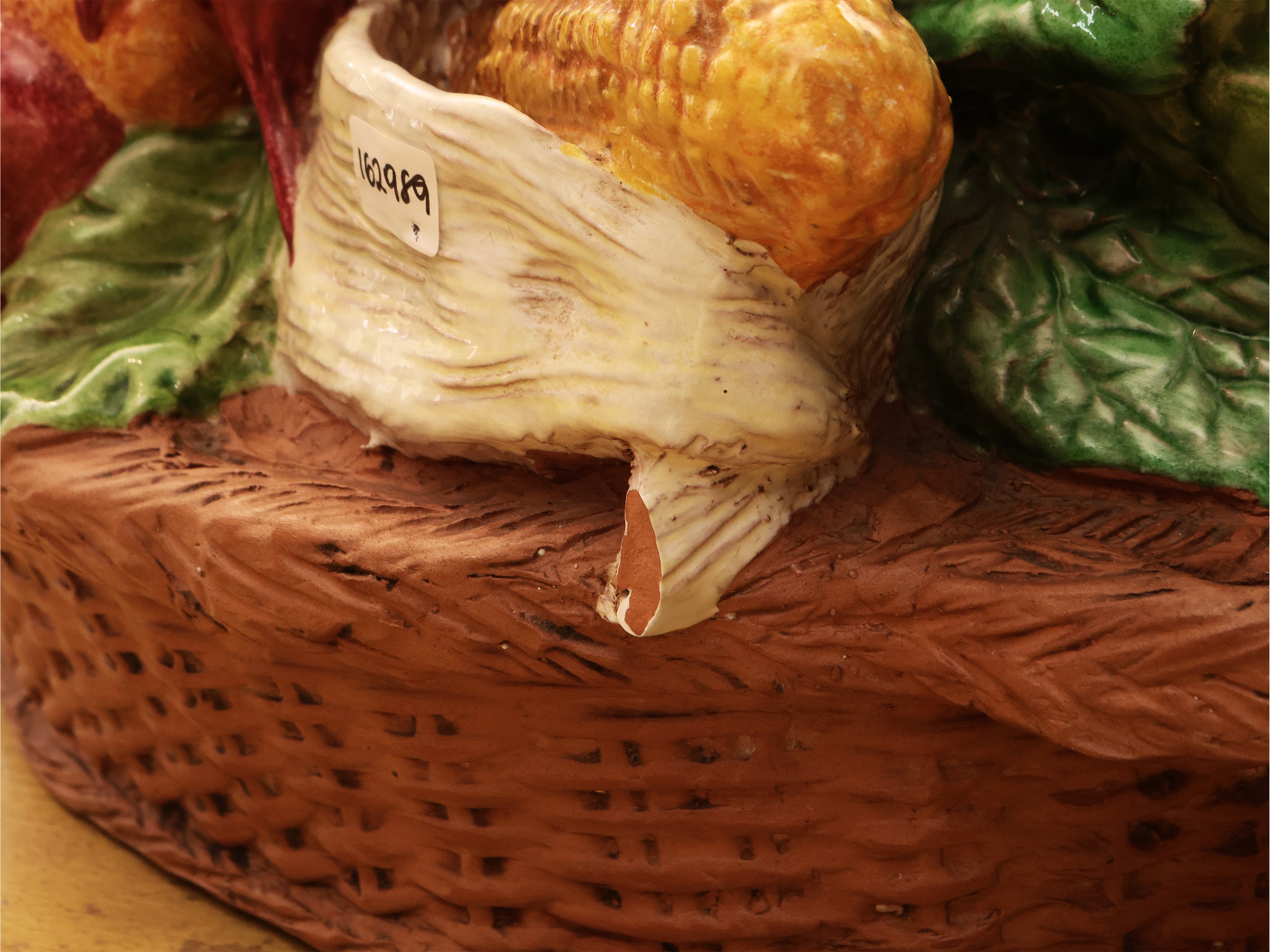 Centrotavola in ceramica