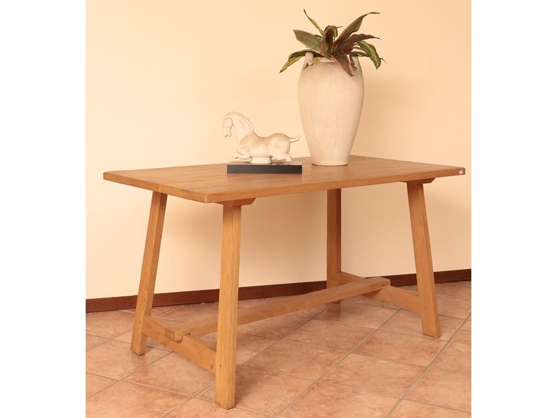 Tavolo a Fratina in Rovere