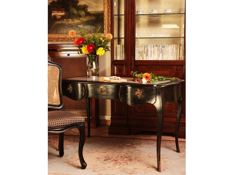 Scrittoio in legno ebanizzato