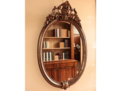 Specchiera Ovale con Cornice in Legno Intagliato, Dorato e Laccato