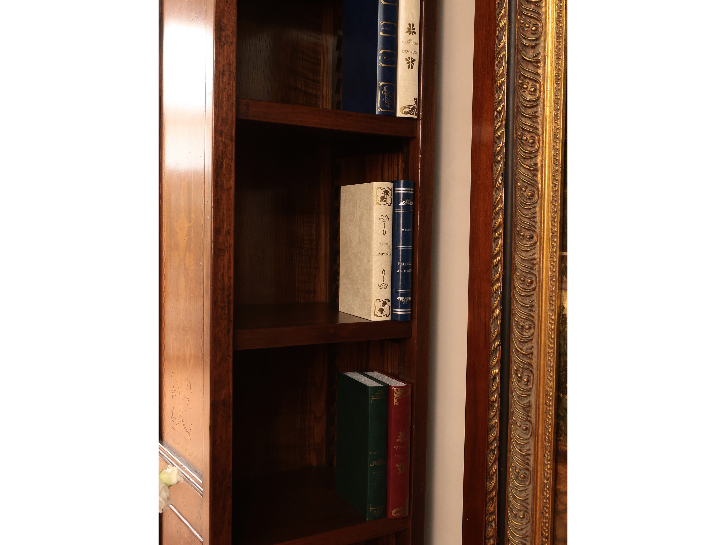 Libreria in satinwood