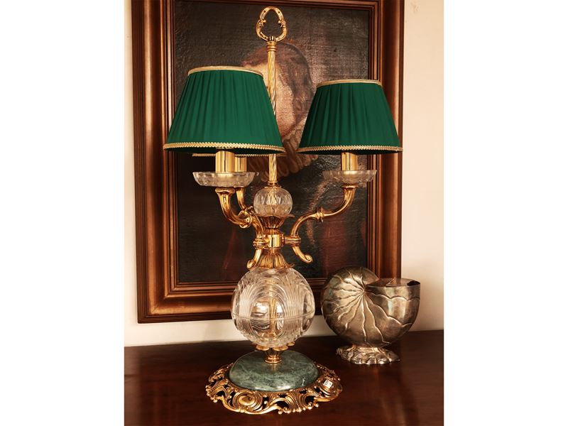 Grande lume da tavolo in vetro e metallo dorato