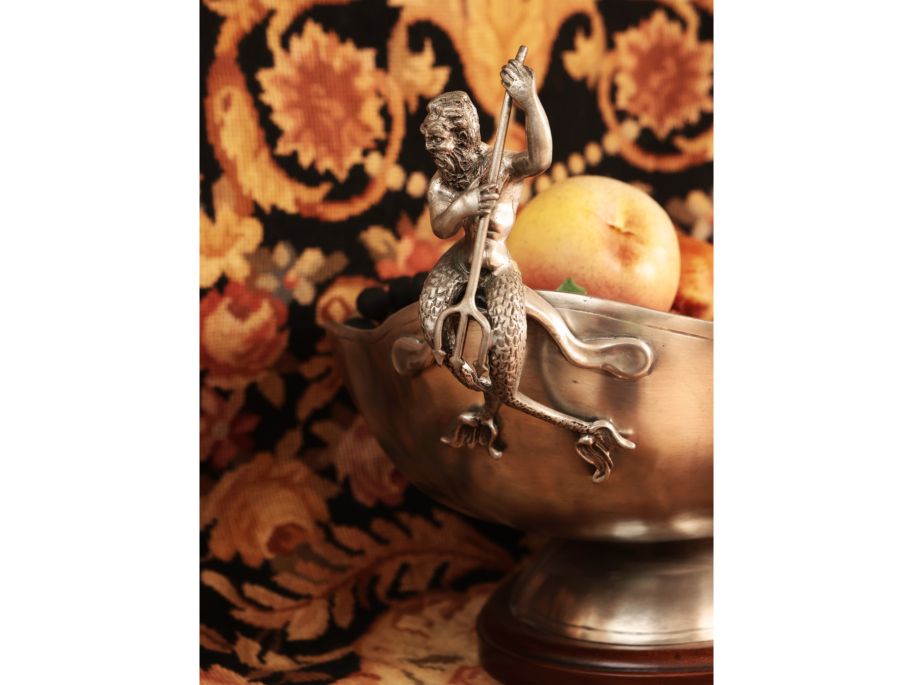 Grande centrotavola a navicella in peltro