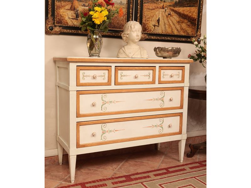 Cassettone in Legno Laccato Bianco