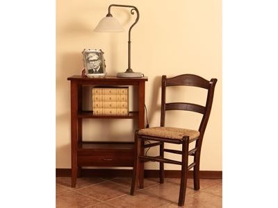Assortimento di Complementi di Arredo Rustici