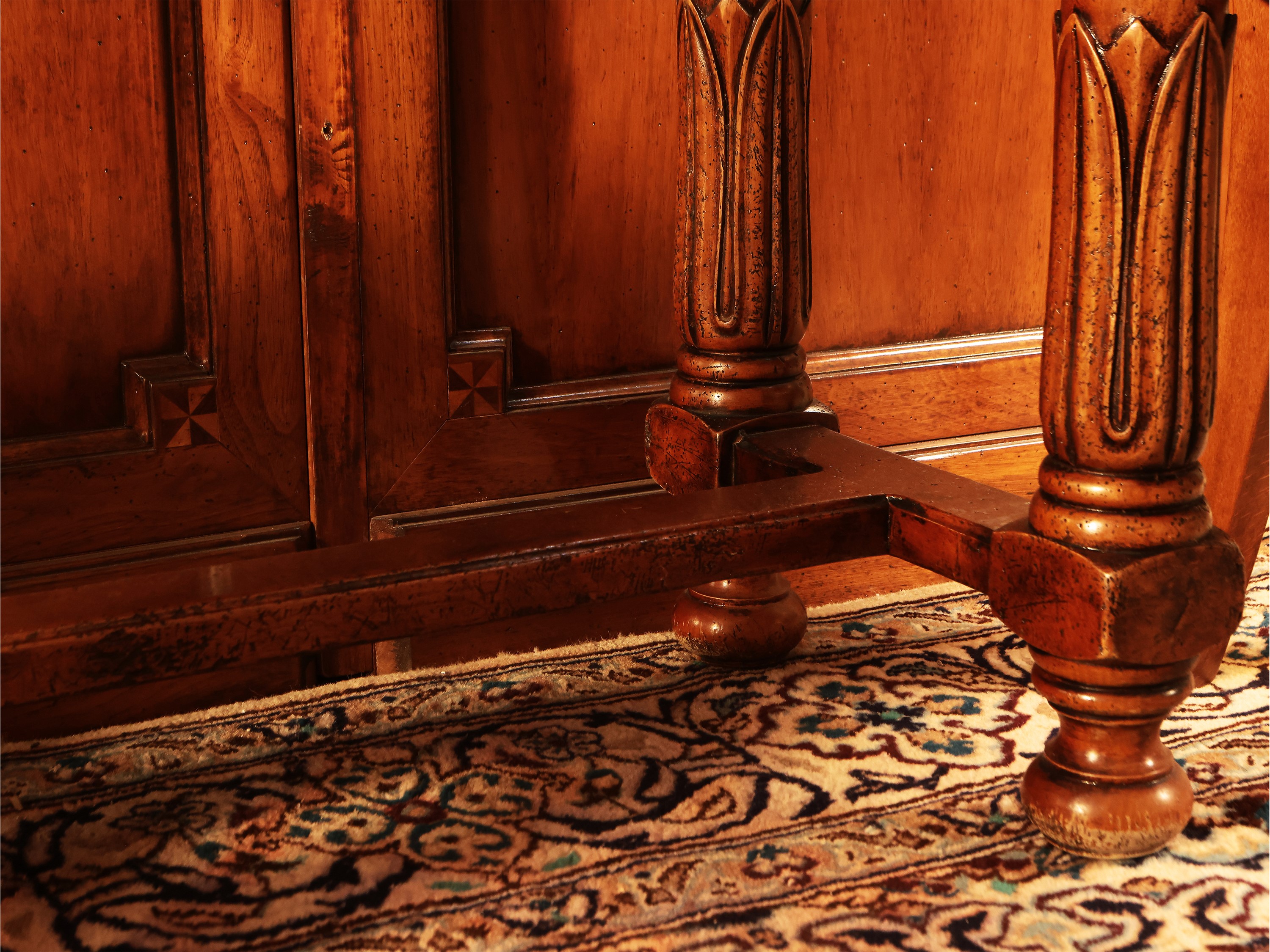 Tavolo console da centro in rovere ed altre essenze