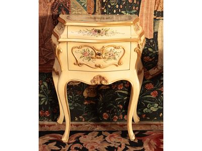 Comodino in Legno Laccato Color Burro