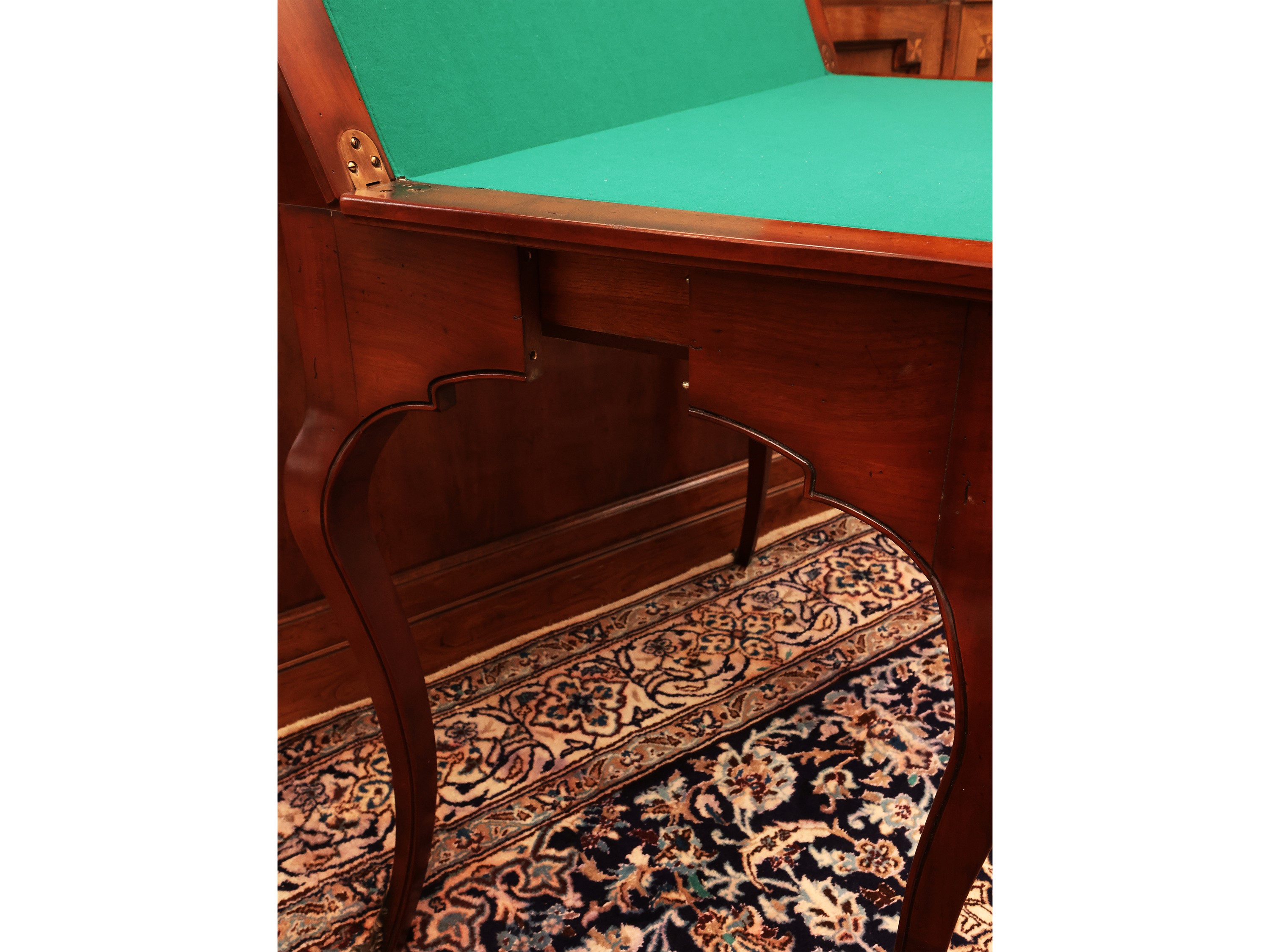 Tavolino da Gioco in Noce
