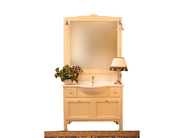Bathroom furniture set in lacquered wood