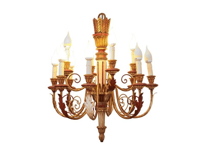 Lampadario in Legno Laccato