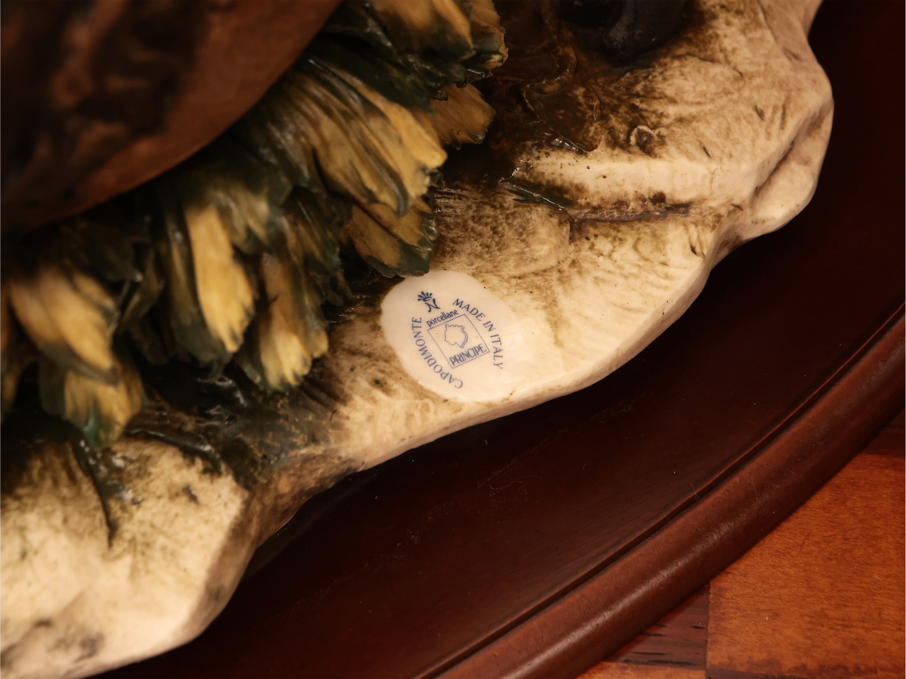 Gruppo in porcellana policroma di Capodimonte