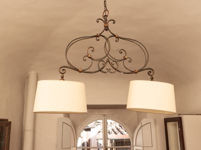 Lampadario in Ferro Battuto