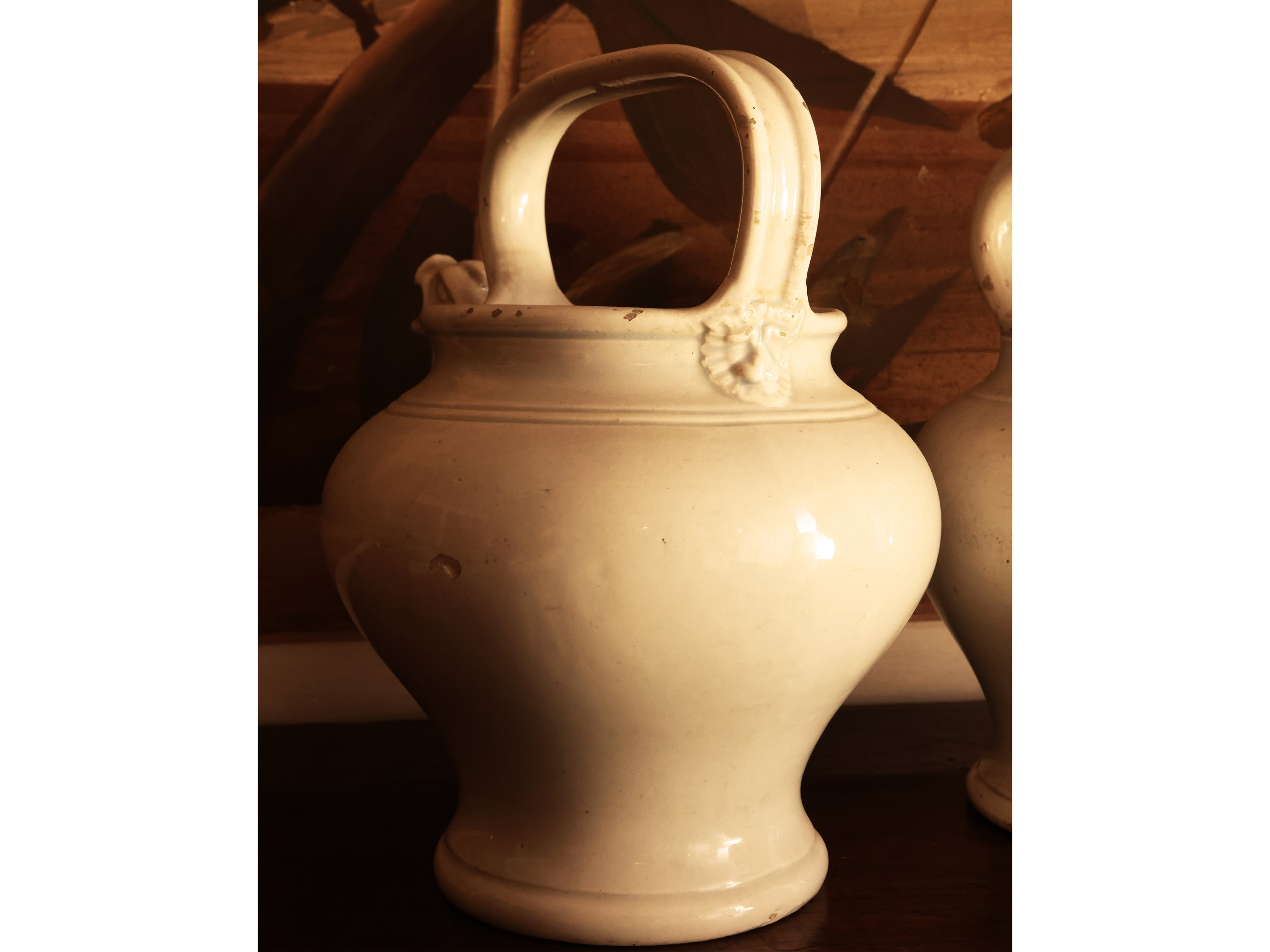 Coppia versatoi in maiolica