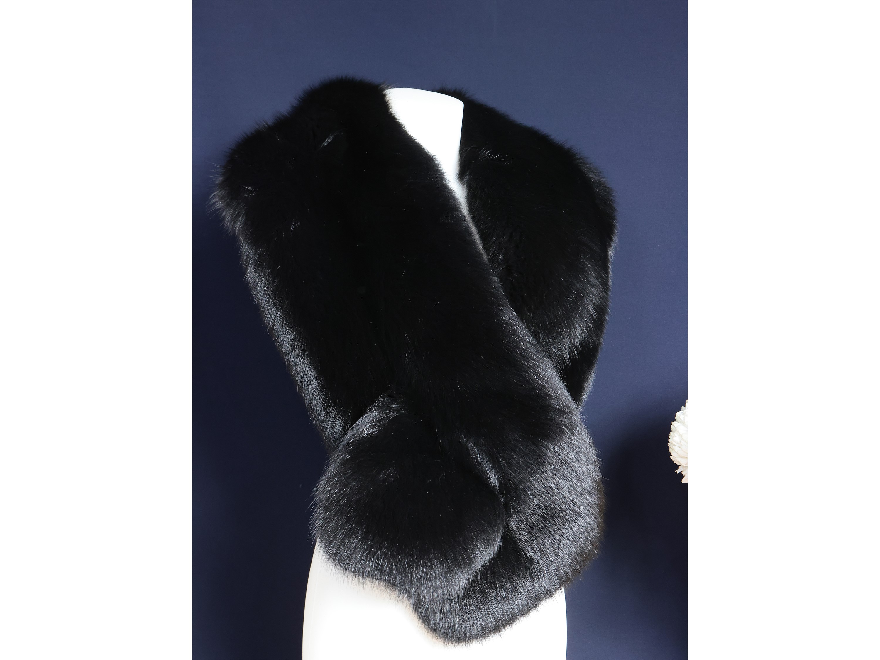 Stola in pelliccia di visone nero, Escada