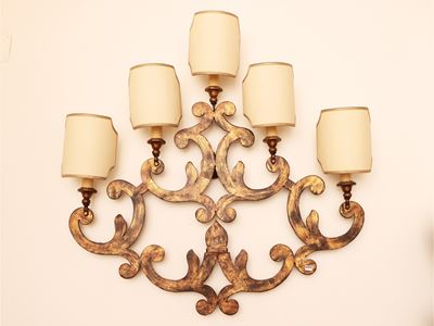 Grande Applique in Metallo Dorato