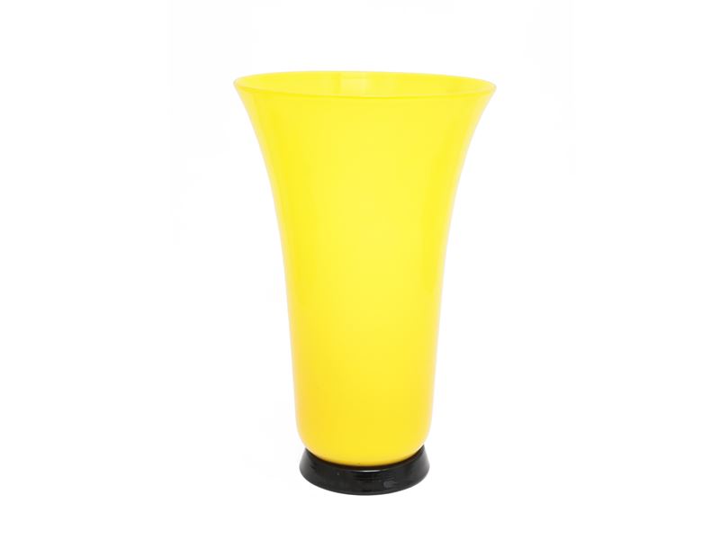 Venini, Vaso a tromba in vetro giallo limone, 1996