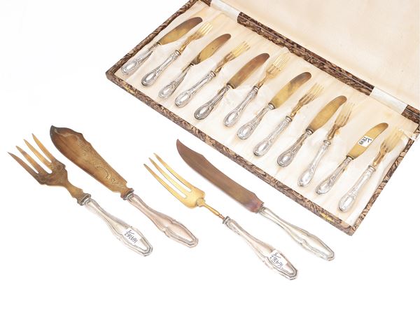 Servizio di posate da dessert con manici rivestiti in argento