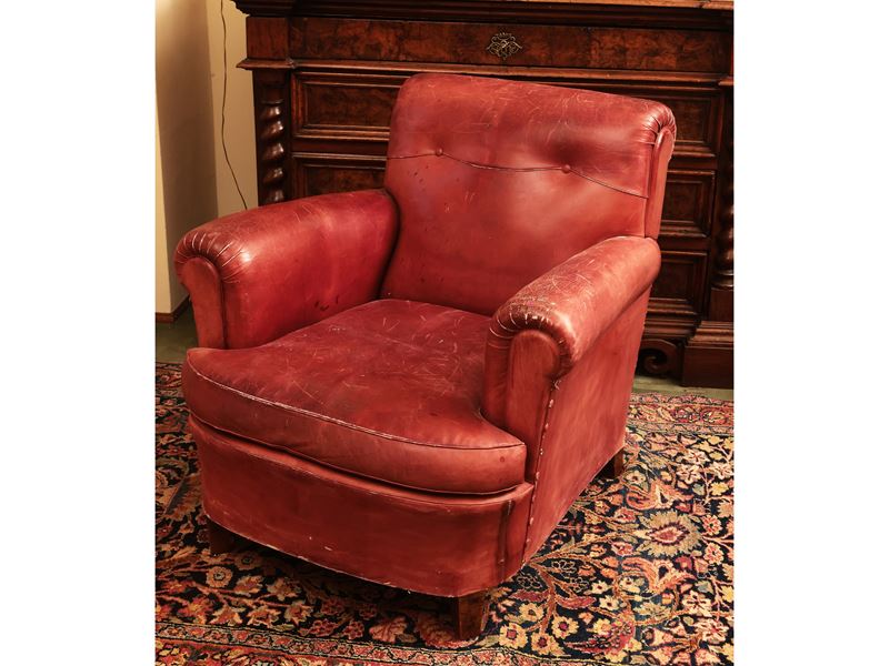 Poltrona in pelle rossa, modello Edoardo, Frau