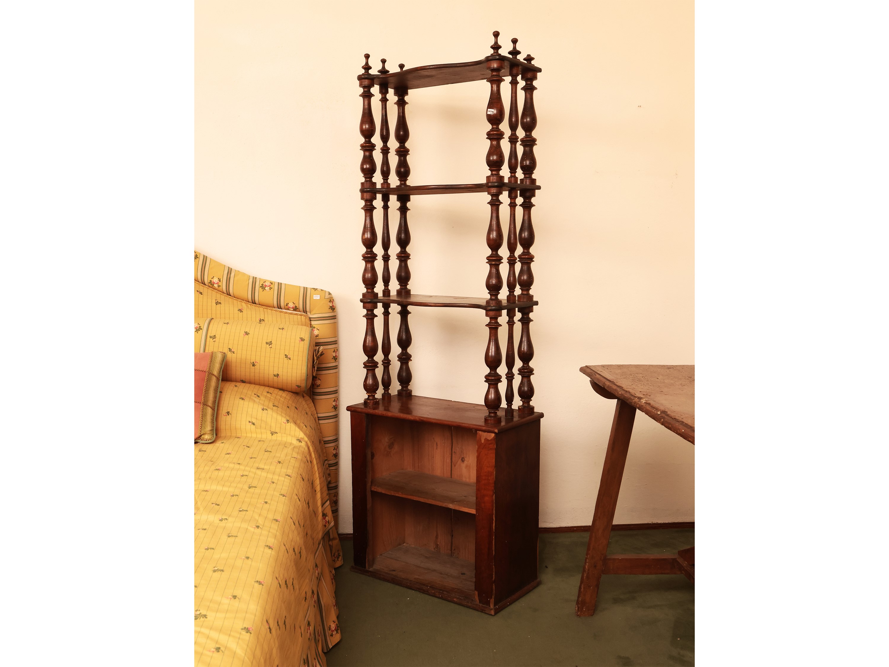 Coppia di Etagere Librerie in Mogano