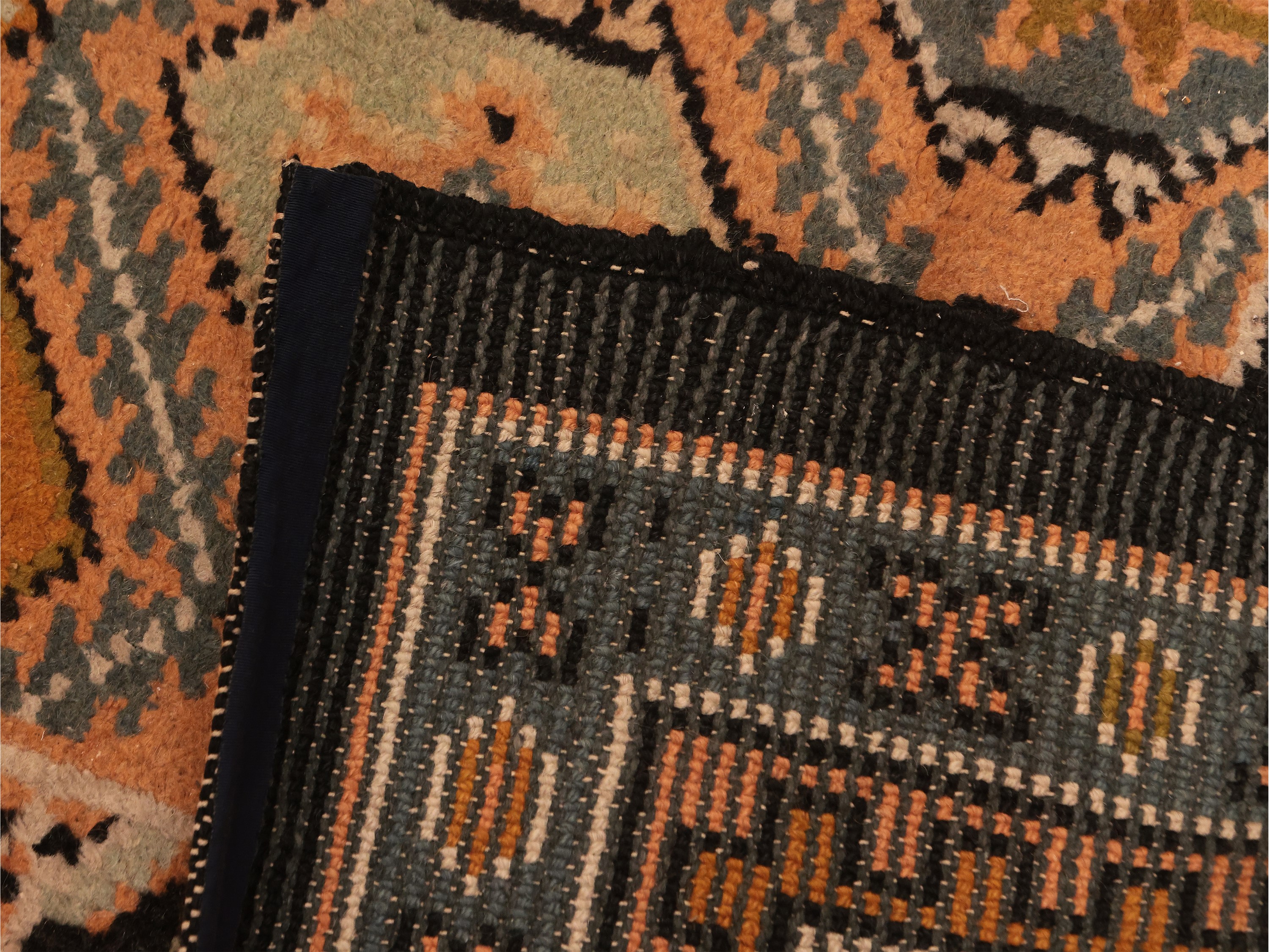 Tappeto meccanico di vecchia manifattura