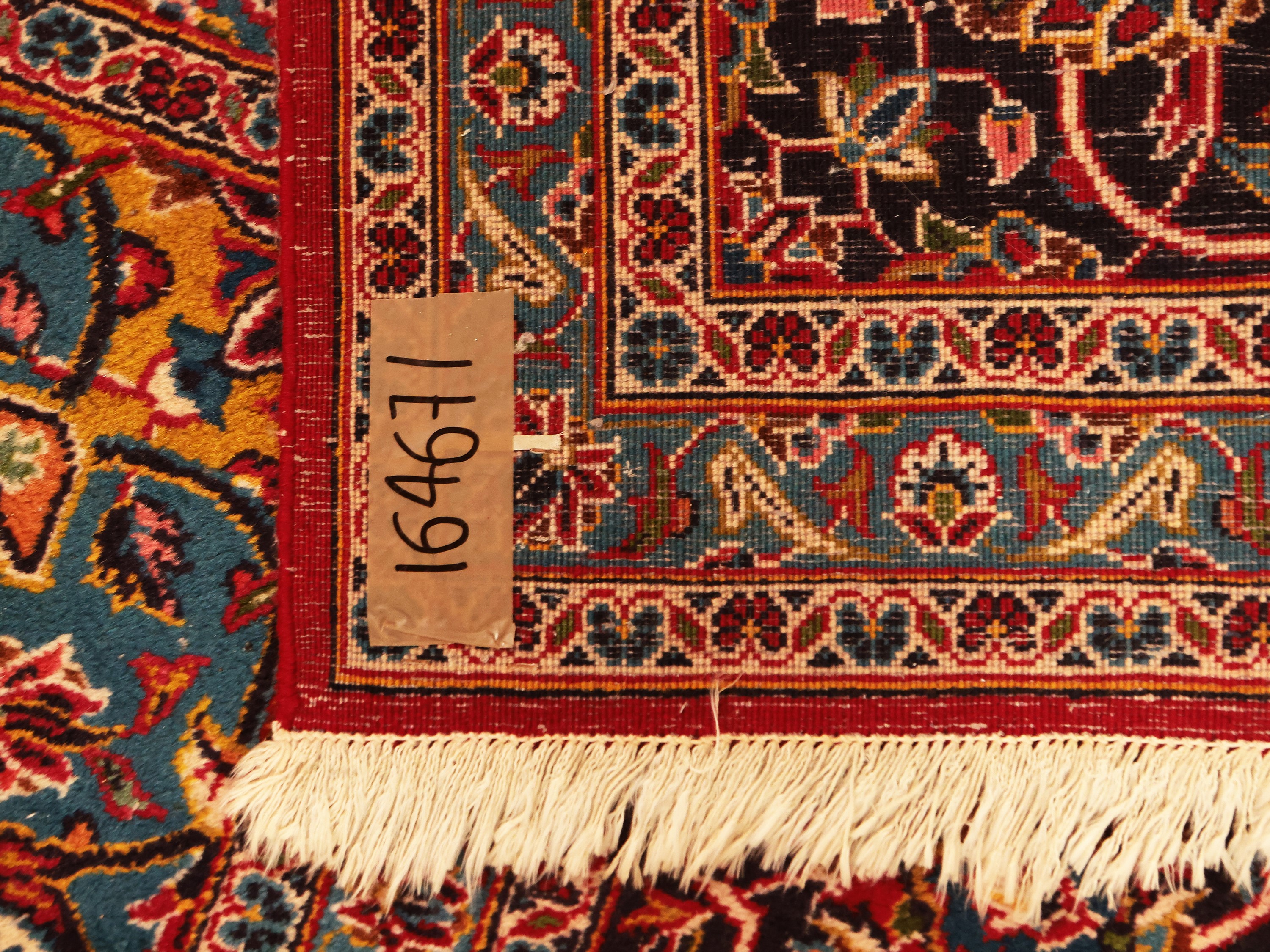 Grande tappeto persiano di vecchia manifattura