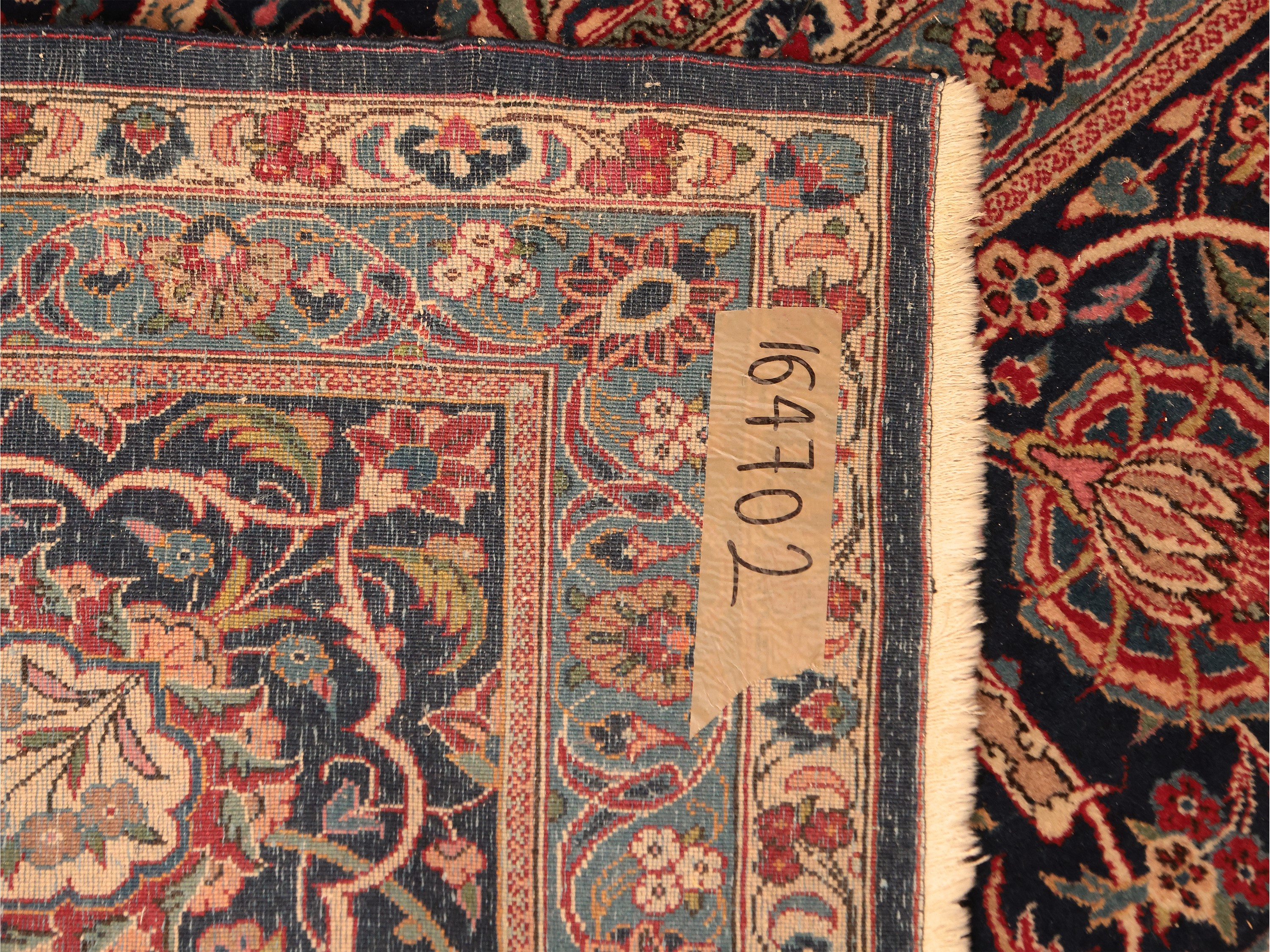 Grande tappeto persiano di vecchia manifattura