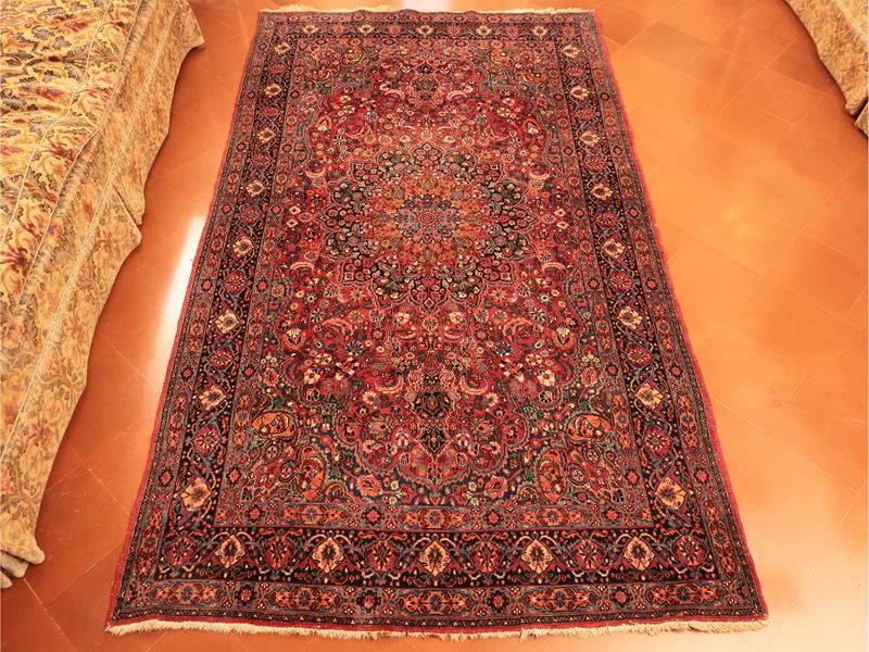 Tappeto persiano di vecchia manifattura
