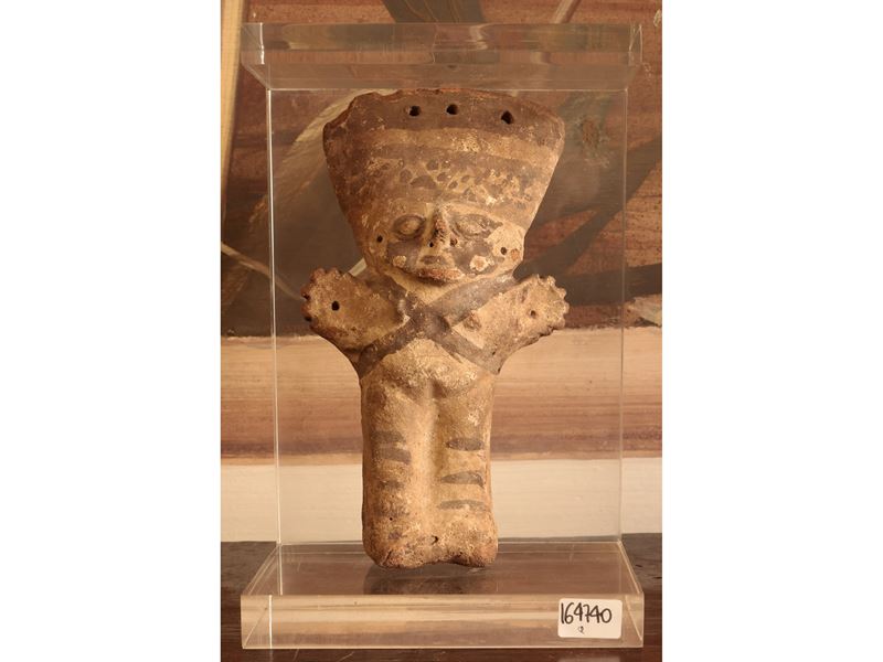 Figura Precolombiana in Terracotta Dipinta, Cultura Chancay