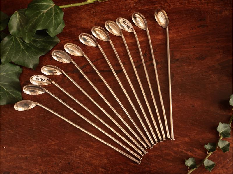 Serie di dodici cucchiaini da cocktail in argento