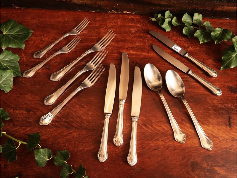 Assortimento di posate in metallo, Sambonet