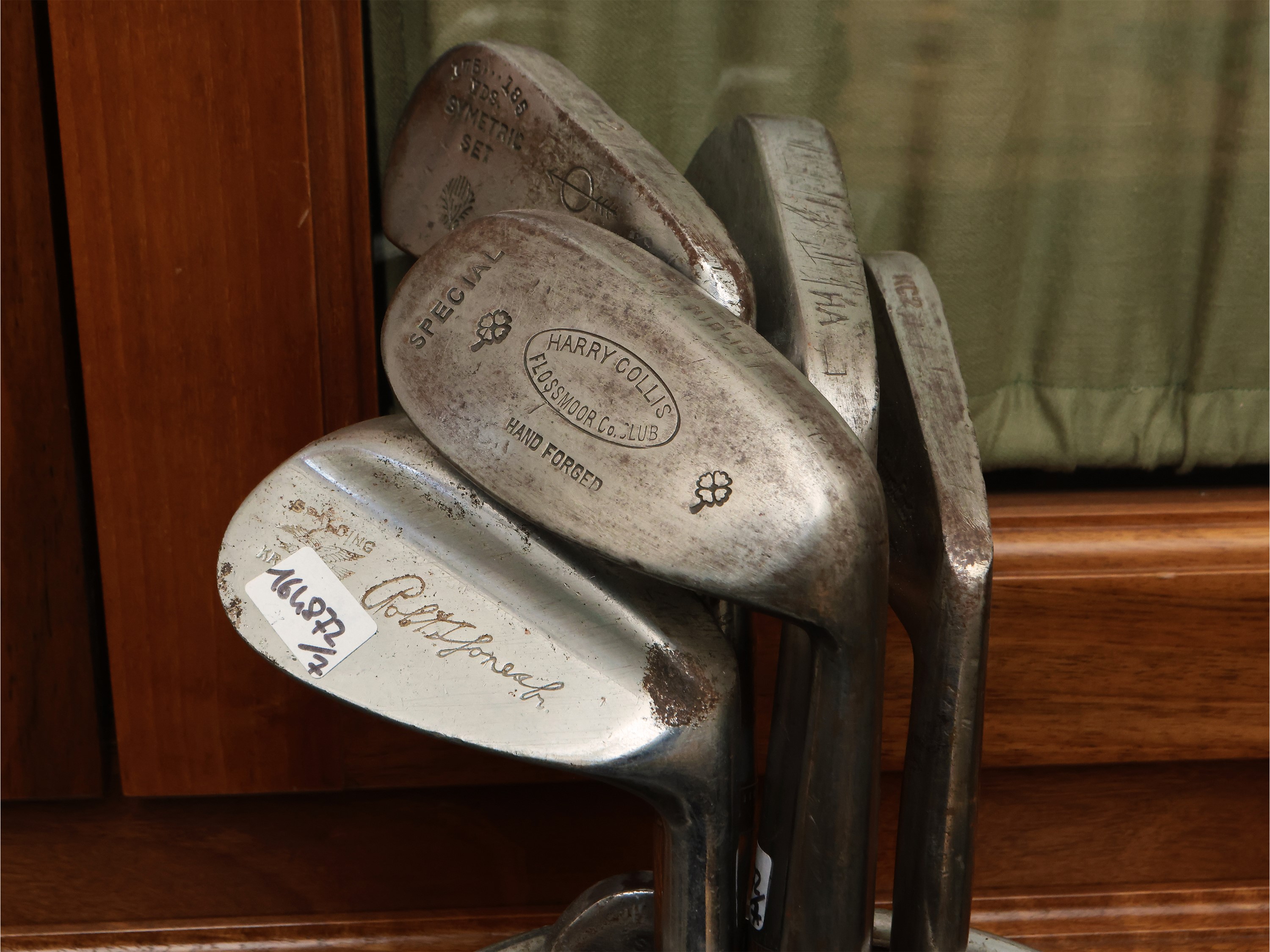 Serie di Sei Mazze da Golf D'epoca