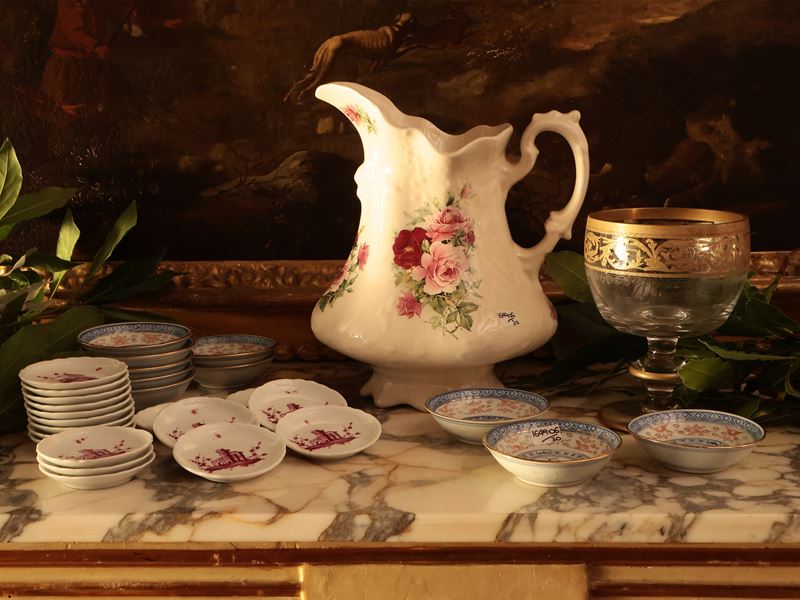 Lotto di accessori per la casa