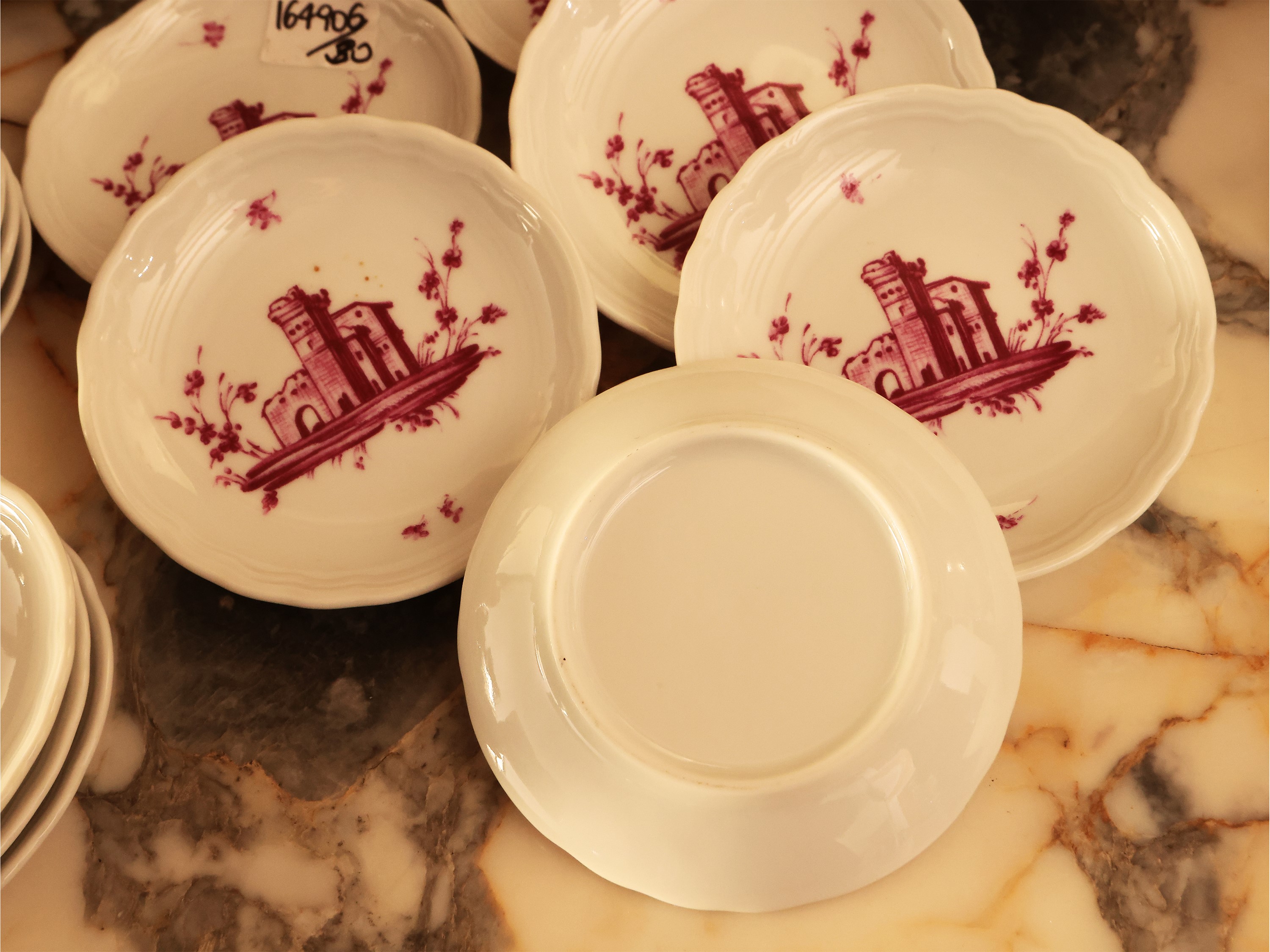 Lotto di accessori per la casa