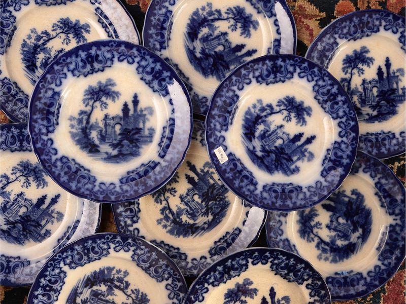 Serie di Dodici Piatti in Terraglia, Modello Athens