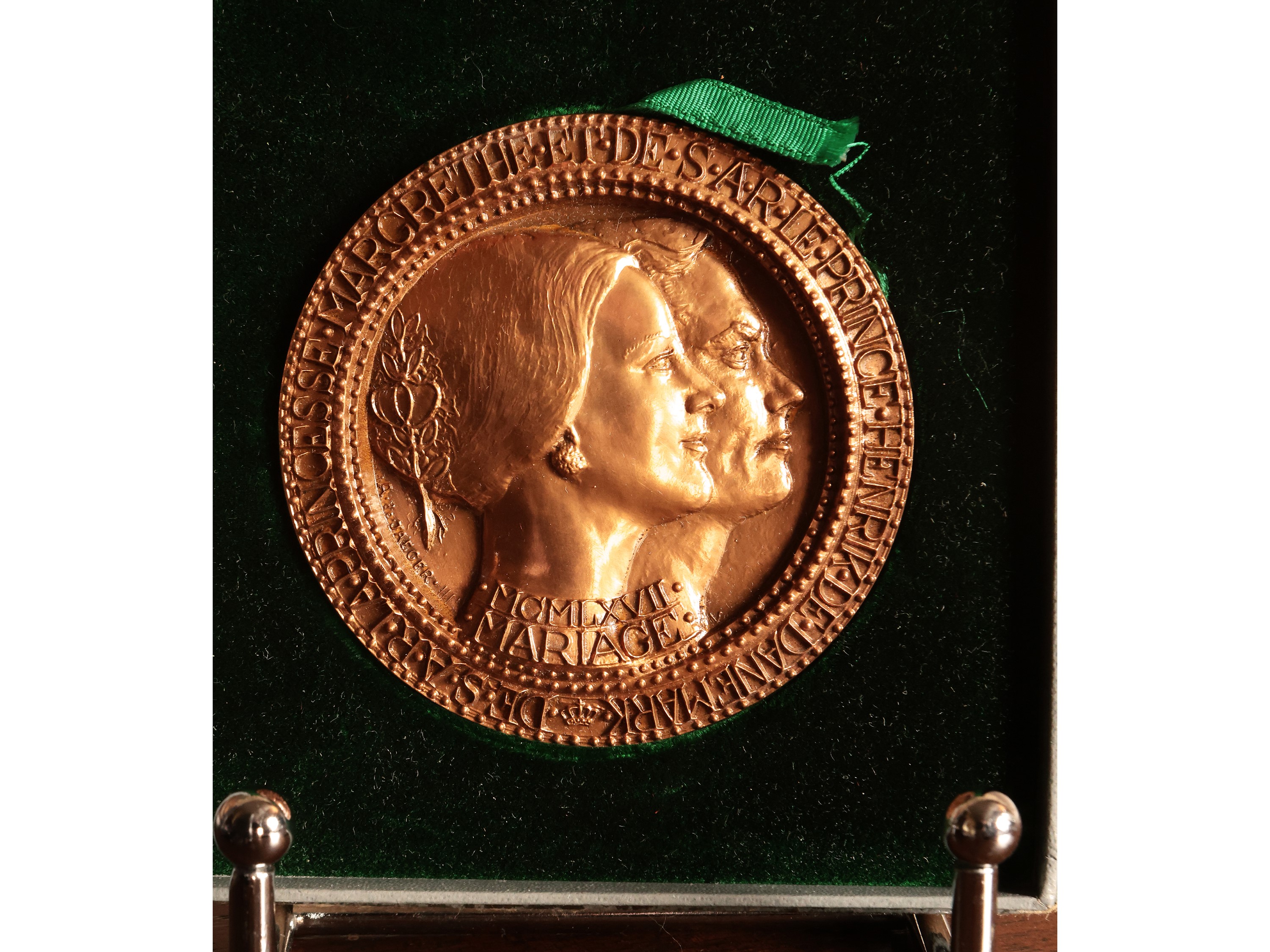 Assortimento di medaglie