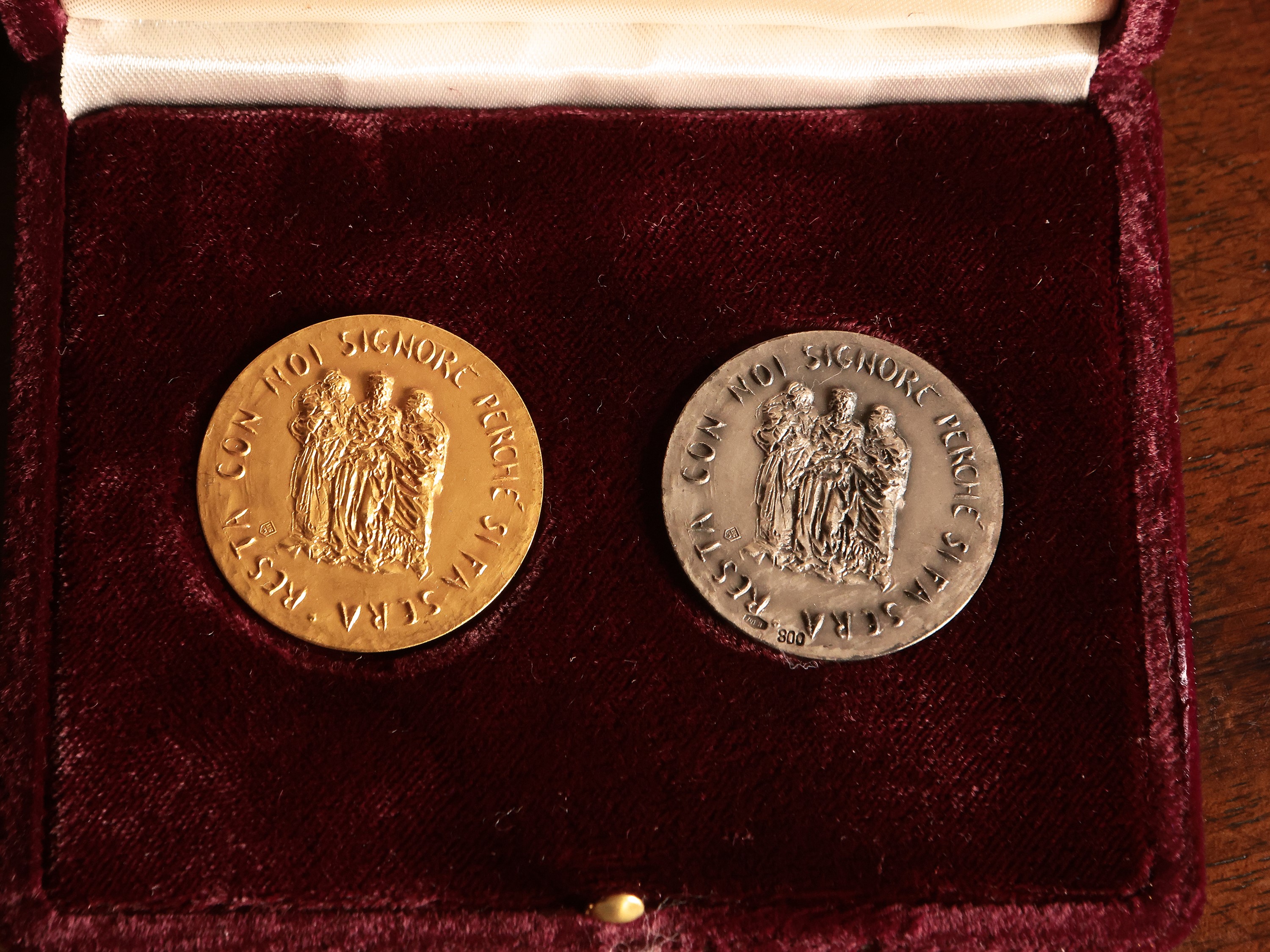 Assortimento di medaglie