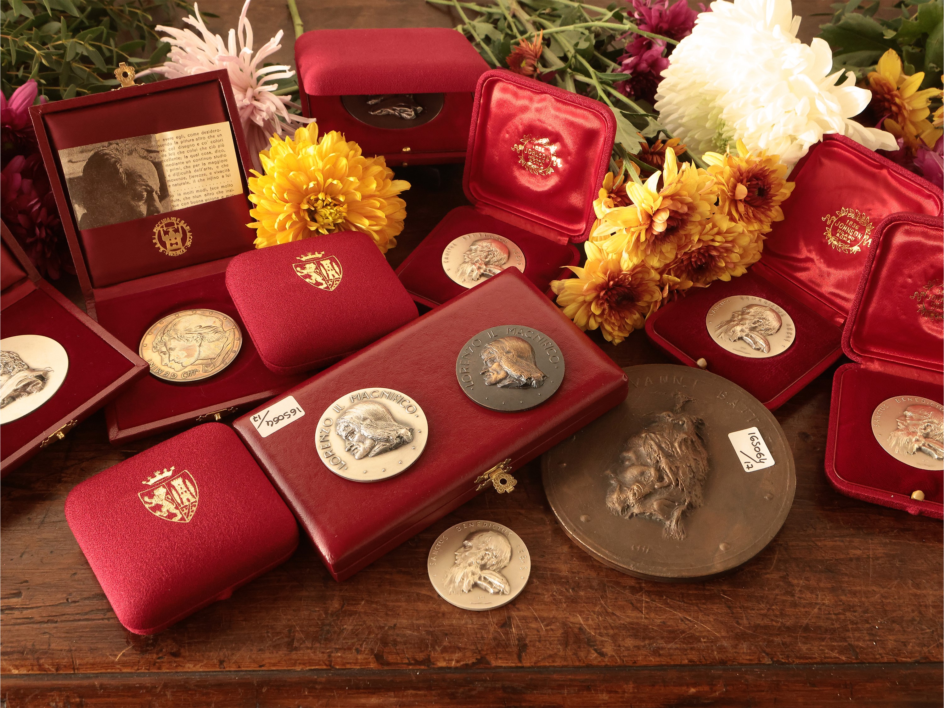 Miscellanea di medaglie in argento e bronzo