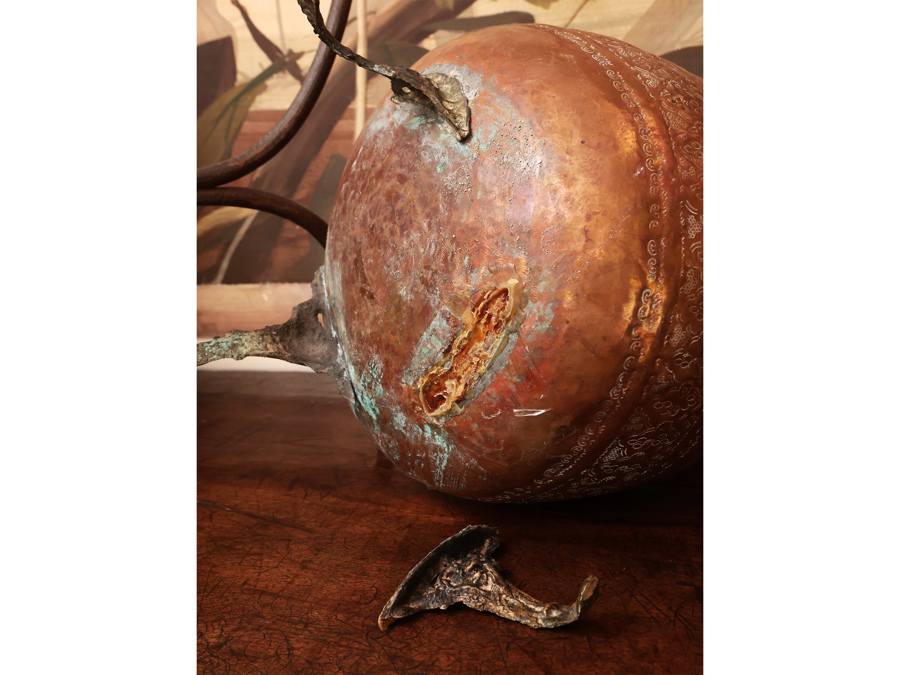 Antica anfora in rame