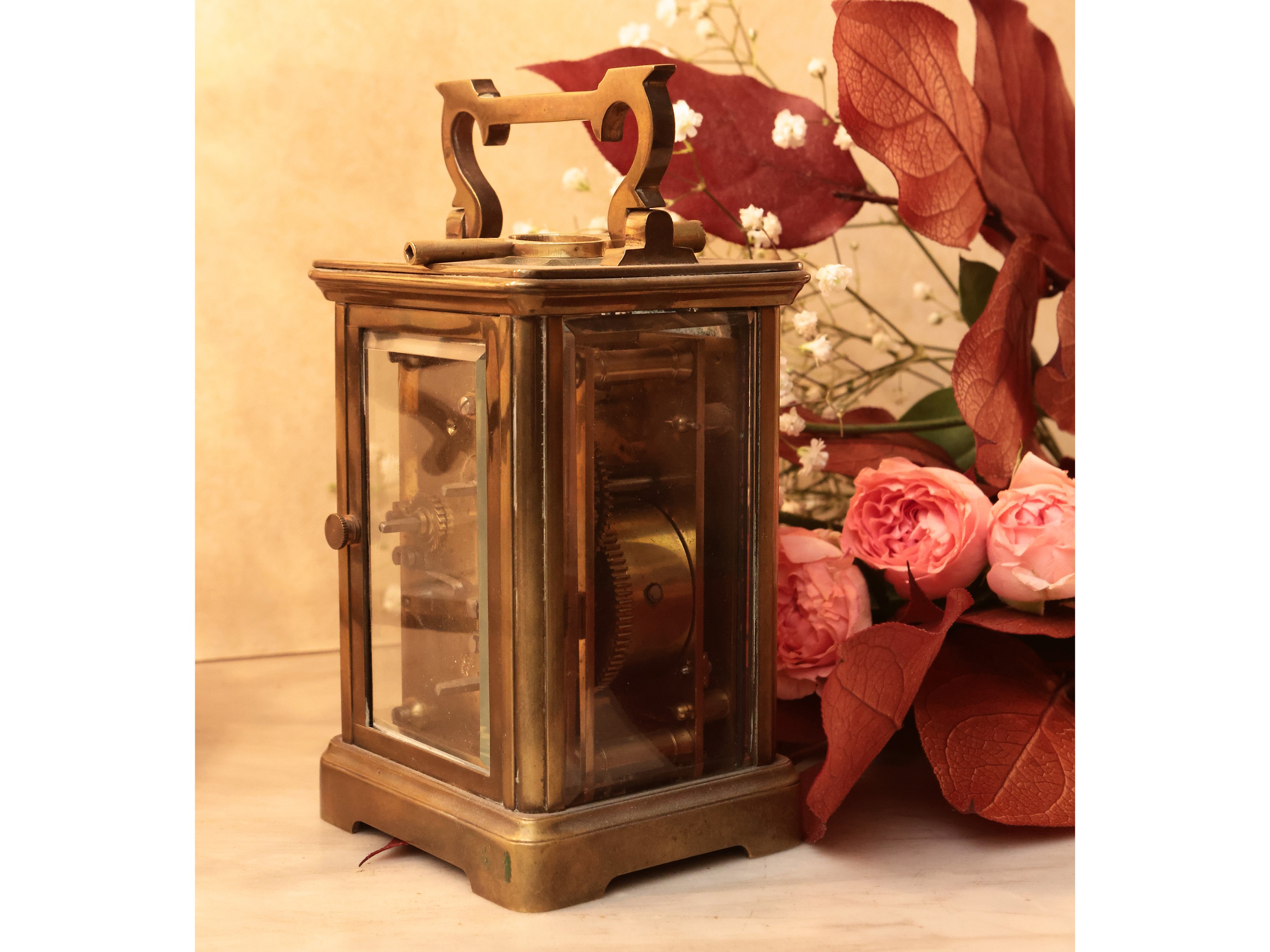 Ufficialina in Ottone