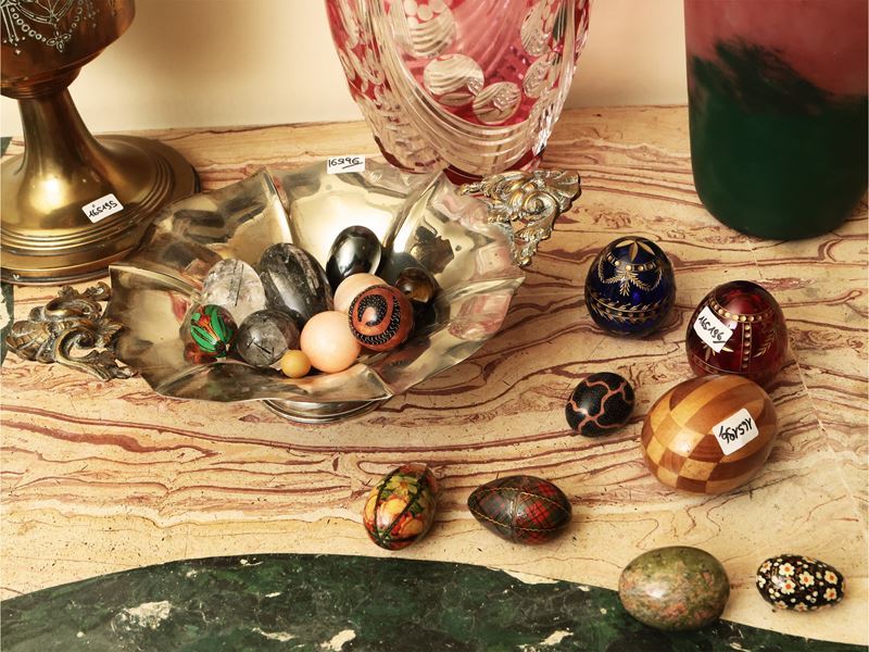 Assortimento di Uova da Collezione