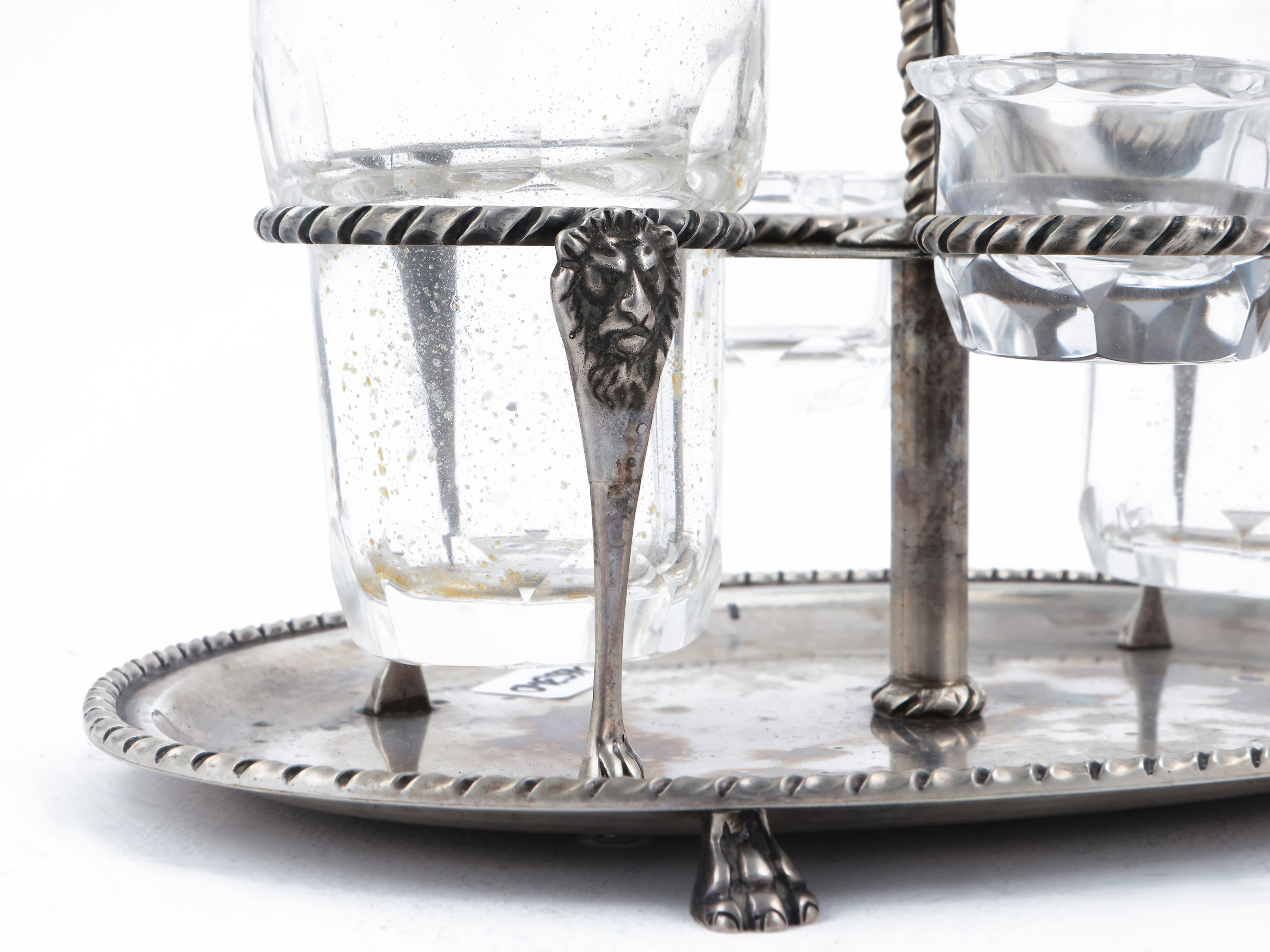 Oliera in argento