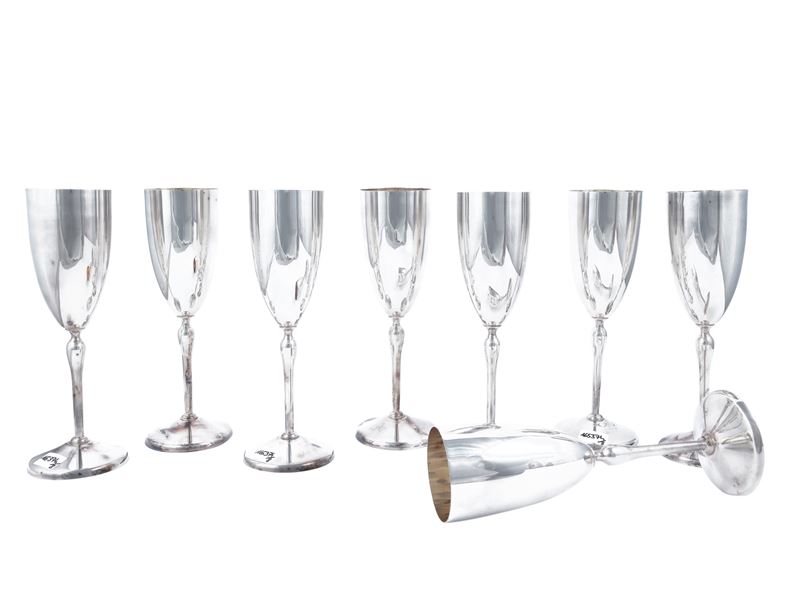 Serie di Otto Flute in Metallo Argentato