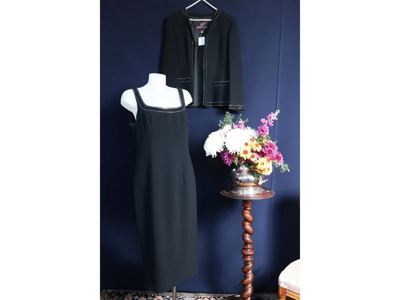 Gai Mattiolo, Completo da sera in lana nero