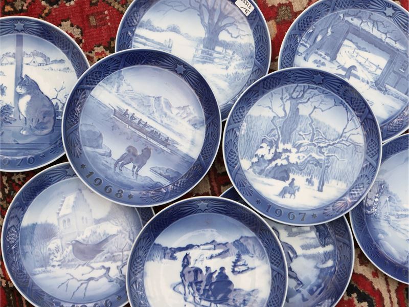 Collezione di nove piatti di Natale in porcellana, Royal Copenhagen