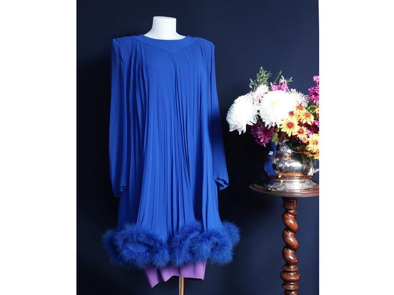 Avedom, Abito da sera blu