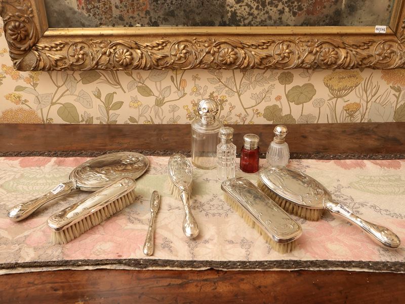 Set di Accessori da Toilette in Argento, Art Nouveau