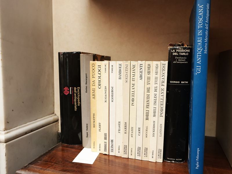 Miscellanea di Libri Sull'antiquariato