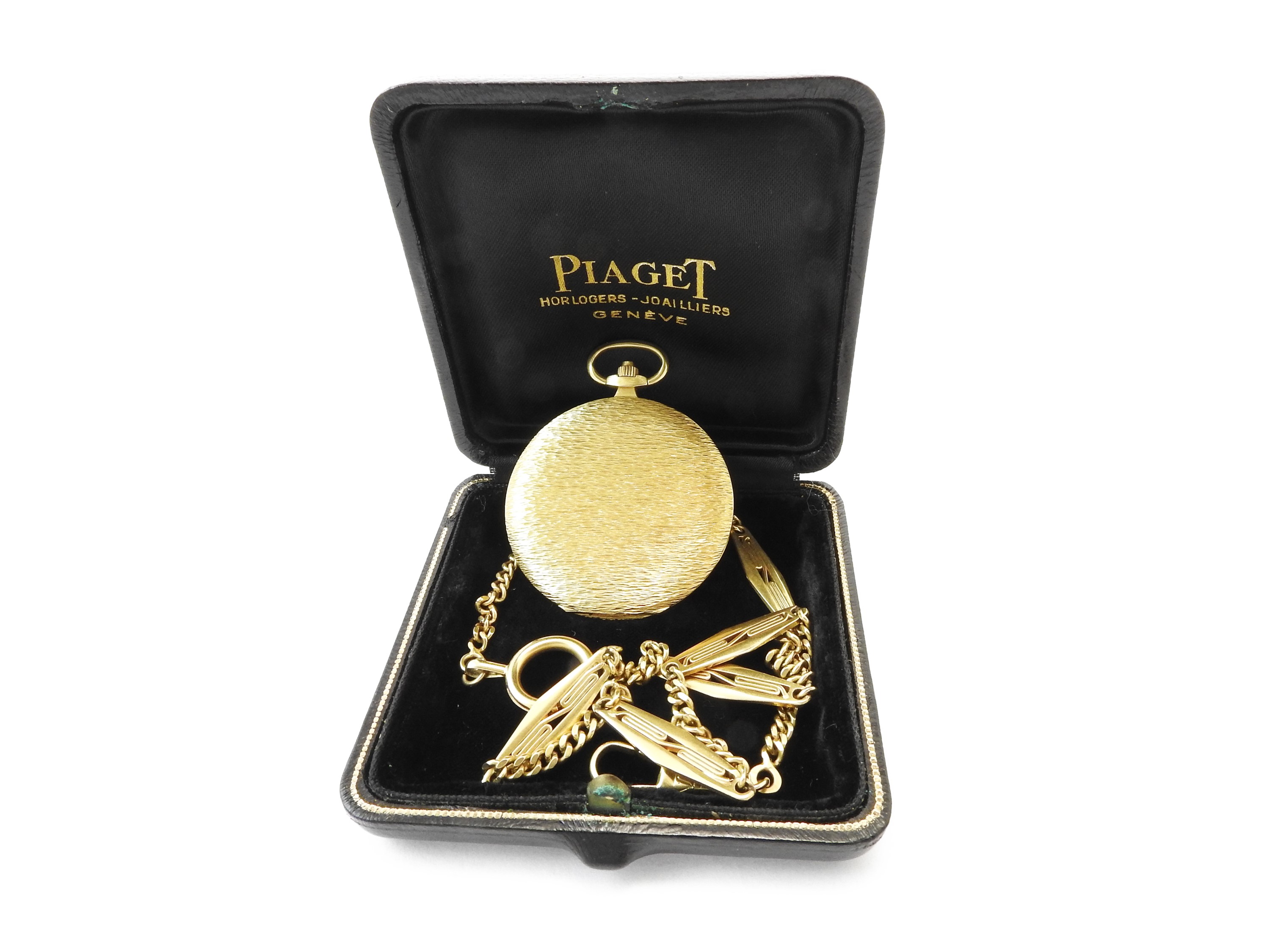 Piaget, orologio da tasca in oro giallo con catena in oro giallo
