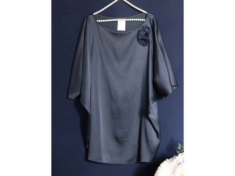 Completo in raso blu